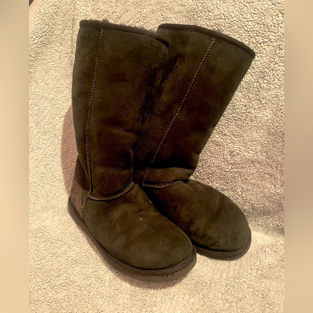 Older classic ugg Australia black boots sz 8